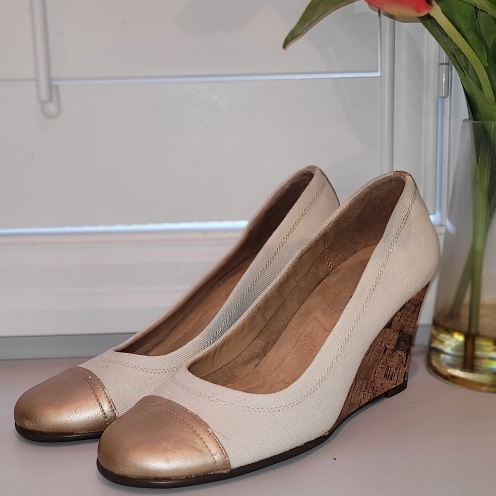 Cream and Gold Wedge Shoes